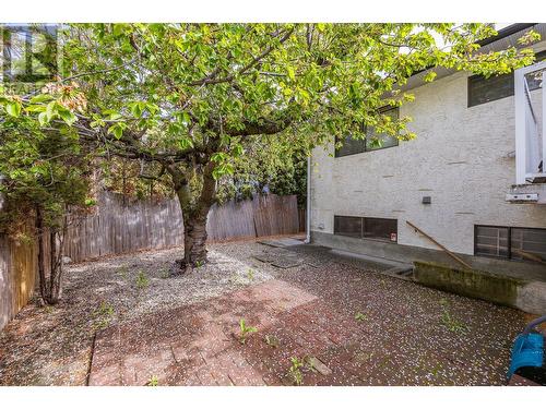 2024 Wilkinson Street, Kelowna, BC - Outdoor