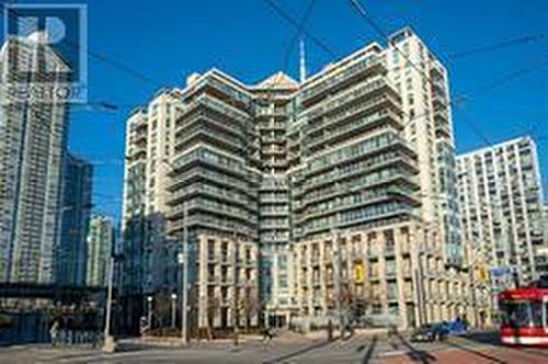 310 - 410 Queens Quay W, Toronto (Waterfront Communities), ON - Outdoor With Facade