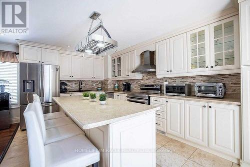 509 Maine Street, Oshawa, ON - Indoor Photo Showing Kitchen