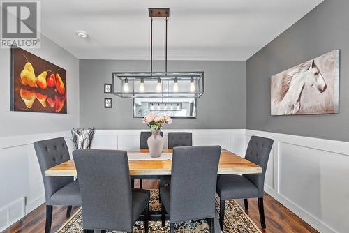 981 16Th Street Ne, Salmon Arm, BC - Indoor Photo Showing Dining Room