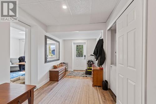 981 16Th Street Ne, Salmon Arm, BC - Indoor Photo Showing Other Room