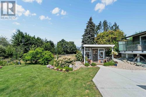 981 16Th Street Ne, Salmon Arm, BC - Outdoor