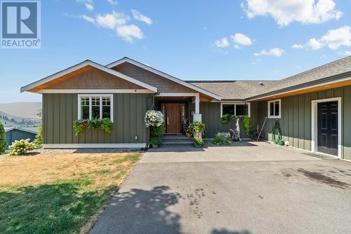 981 16Th Street Ne, Salmon Arm, BC - Outdoor With Facade