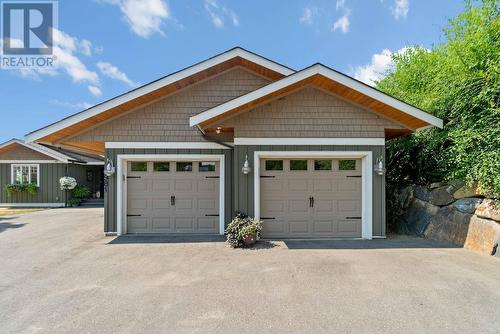 981 16Th Street Ne, Salmon Arm, BC - Outdoor