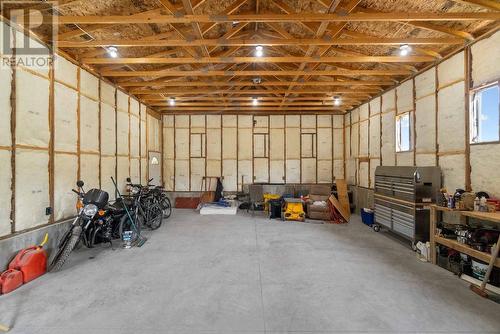 981 16Th Street Ne, Salmon Arm, BC - Indoor Photo Showing Basement