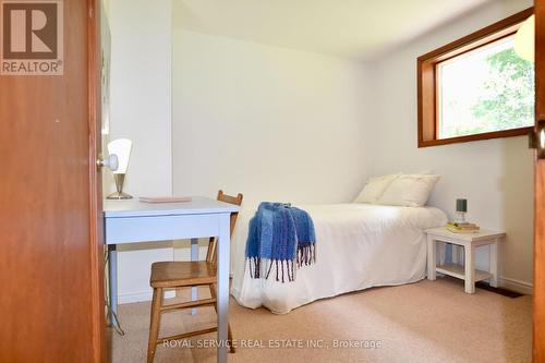 1073 Water Street, Peterborough (Northcrest), ON - Indoor Photo Showing Bedroom