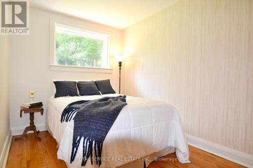 1073 Water Street, Peterborough (Northcrest), ON - Indoor Photo Showing Bedroom