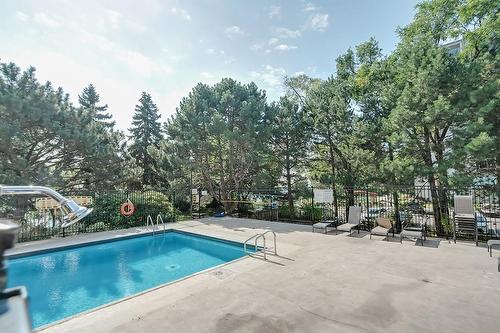 5250 Lakeshore Road|Unit #1009, Burlington, ON - Outdoor With In Ground Pool