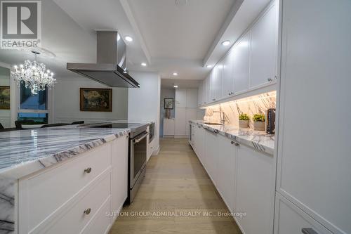 301 - 278 Bloor Street E, Toronto (Rosedale-Moore Park), ON - Indoor Photo Showing Kitchen