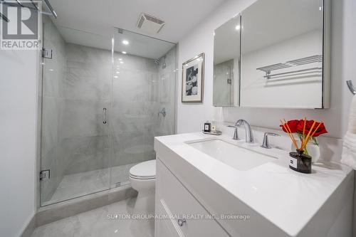 301 - 278 Bloor Street E, Toronto (Rosedale-Moore Park), ON - Indoor Photo Showing Bathroom