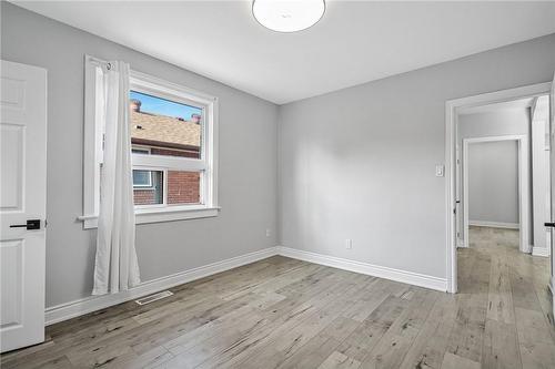 146 Craigroyston Road, Hamilton, ON - Indoor Photo Showing Other Room