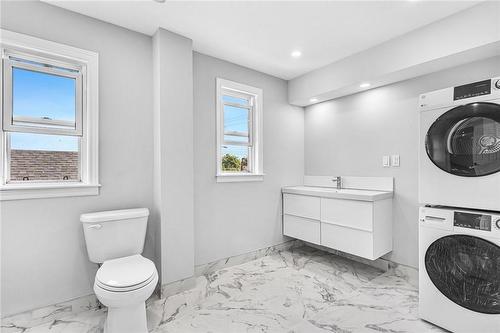 146 Craigroyston Road, Hamilton, ON - Indoor Photo Showing Laundry Room