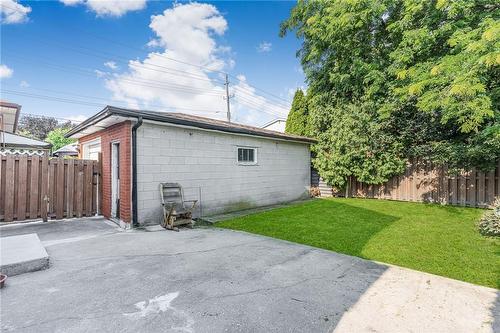 146 Craigroyston Road, Hamilton, ON - Outdoor