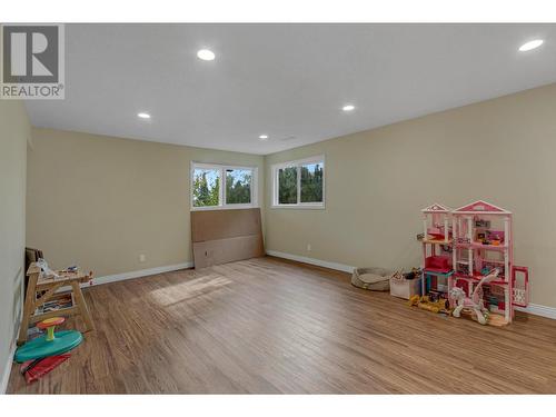 4322 Highland Drive, Prince George, BC - Indoor Photo Showing Other Room