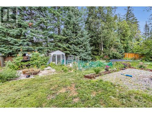 4322 Highland Drive, Prince George, BC - Outdoor With Backyard