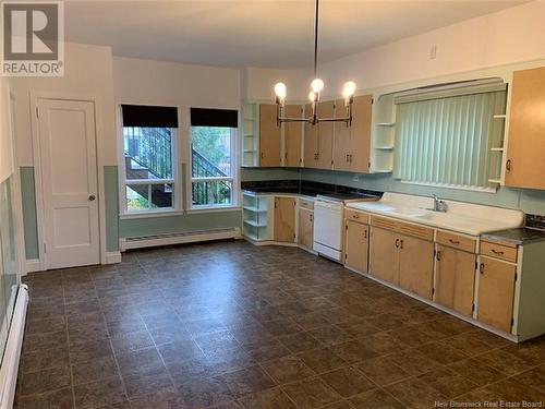 249 St-François Street, Edmundston, NB - Indoor Photo Showing Kitchen With Double Sink