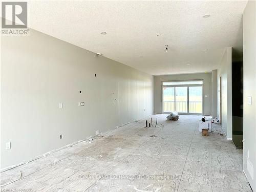 463 Ivings Drive, Saugeen Shores, ON - Indoor Photo Showing Other Room