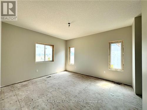 463 Ivings Drive, Saugeen Shores, ON - Indoor Photo Showing Other Room