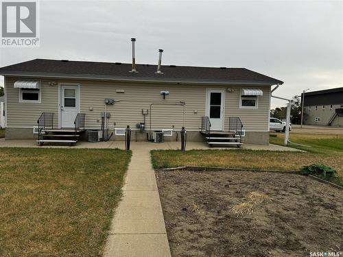 204 - 206 Main Street, Limerick, SK - Outdoor With Deck Patio Veranda