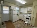 204 - 206 Main Street, Limerick, SK  - Indoor Photo Showing Kitchen 