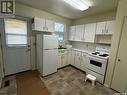 204 - 206 Main Street, Limerick, SK  - Indoor Photo Showing Kitchen 