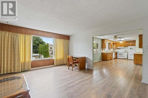 860 4 Avenue Se Lot# 2, Salmon Arm, BC - Indoor Photo Showing Other Room