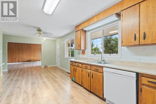 860 4 Avenue Se Lot# 2, Salmon Arm, BC - Indoor Photo Showing Kitchen With Double Sink