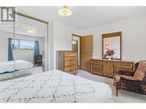 3795 Salloum Road, West Kelowna, BC - Indoor Photo Showing Bedroom