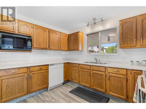 3795 Salloum Road, West Kelowna, BC - Indoor Photo Showing Kitchen With Double Sink