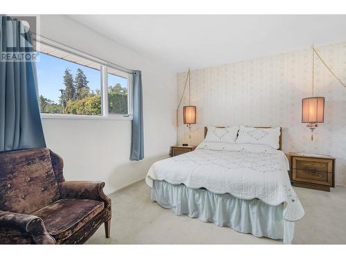 3795 Salloum Road, West Kelowna, BC - Indoor Photo Showing Bedroom