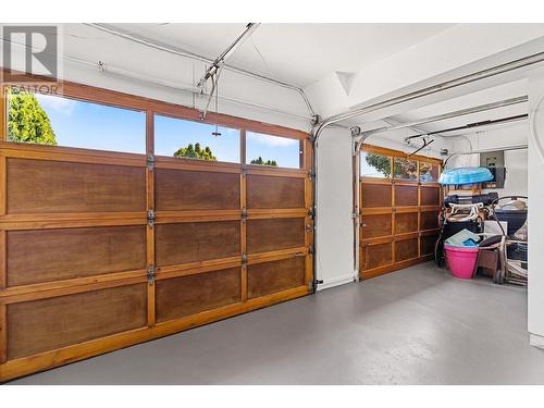 3795 Salloum Road, West Kelowna, BC - Indoor Photo Showing Garage