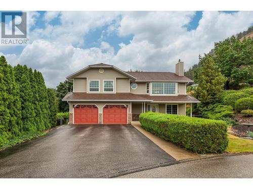 6395 Newton Court, Summerland, BC - Outdoor With Deck Patio Veranda With Facade