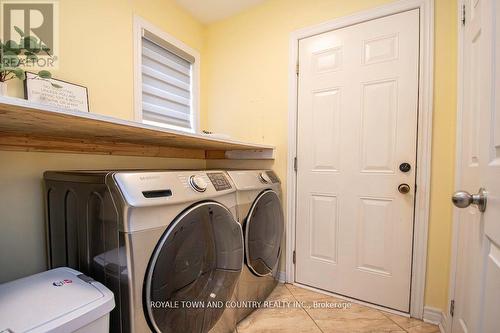 32 Broad Street, Kawartha Lakes (Lindsay), ON - Indoor Photo Showing Laundry Room