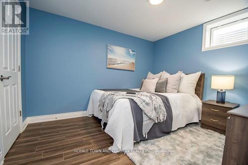 32 Broad Street, Kawartha Lakes (Lindsay), ON - Indoor Photo Showing Bedroom