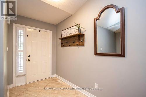 32 Broad Street, Kawartha Lakes (Lindsay), ON - Indoor Photo Showing Other Room