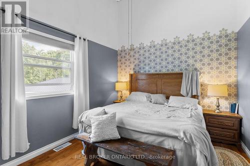 2819 Old Orchard Road, Springwater, ON - Indoor Photo Showing Bedroom