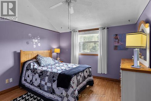 2819 Old Orchard Road, Springwater, ON - Indoor Photo Showing Bedroom