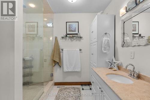 2819 Old Orchard Road, Springwater, ON - Indoor Photo Showing Bathroom