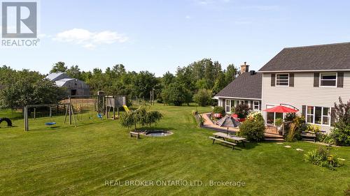 2819 Old Orchard Road, Springwater, ON - Outdoor