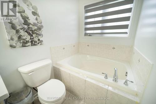 2178 Fiddlers Way, Oakville (West Oak Trails), ON - Indoor Photo Showing Bathroom