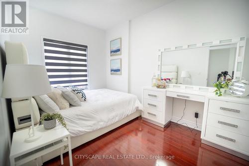 2178 Fiddlers Way, Oakville (West Oak Trails), ON - Indoor Photo Showing Bedroom