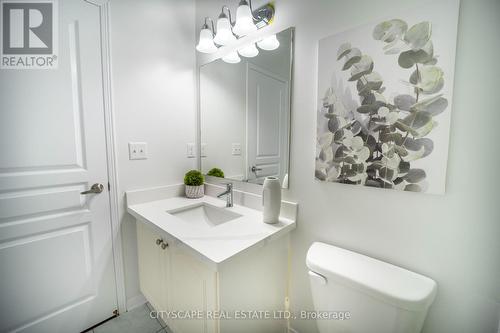 2178 Fiddlers Way, Oakville (West Oak Trails), ON - Indoor Photo Showing Bathroom