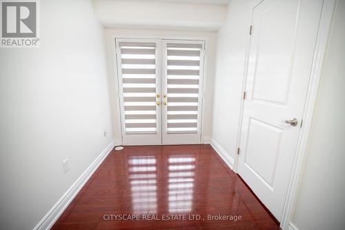 2178 Fiddlers Way, Oakville (West Oak Trails), ON - Indoor Photo Showing Other Room