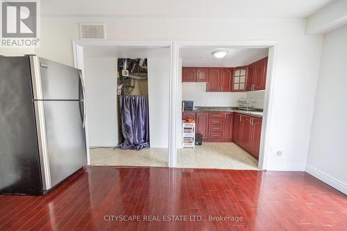 2178 Fiddlers Way, Oakville (West Oak Trails), ON - Indoor Photo Showing Kitchen