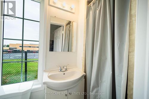 2178 Fiddlers Way, Oakville (West Oak Trails), ON - Indoor Photo Showing Bathroom