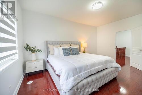 2178 Fiddlers Way, Oakville (West Oak Trails), ON - Indoor Photo Showing Bedroom