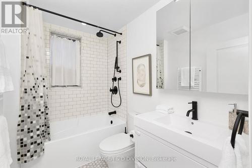 27 Wright Avenue, Toronto (Roncesvalles), ON - Indoor Photo Showing Bathroom