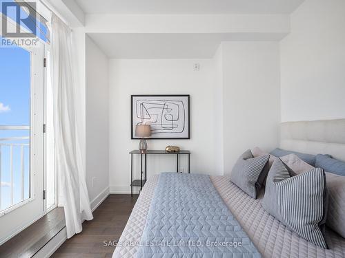 112 - 1183 Dufferin Street, Toronto (Dovercourt-Wallace Emerson-Junction), ON - Indoor Photo Showing Bedroom