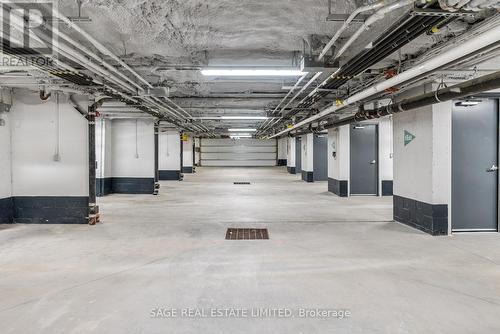 112 - 1183 Dufferin Street, Toronto (Dovercourt-Wallace Emerson-Junction), ON - Indoor Photo Showing Garage