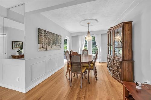 740 Greenhill Avenue, Hamilton, ON - Indoor Photo Showing Dining Room